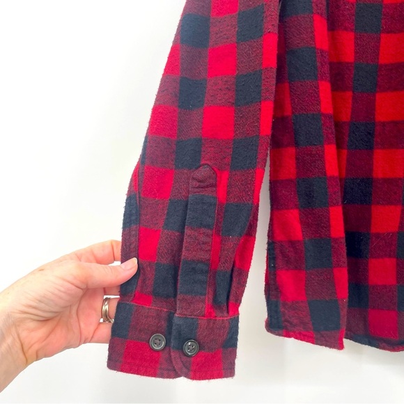 L.L. Bean Men’s Red & Black Plaid Flannel Shirt – Size Medium - Picture 4 of 10